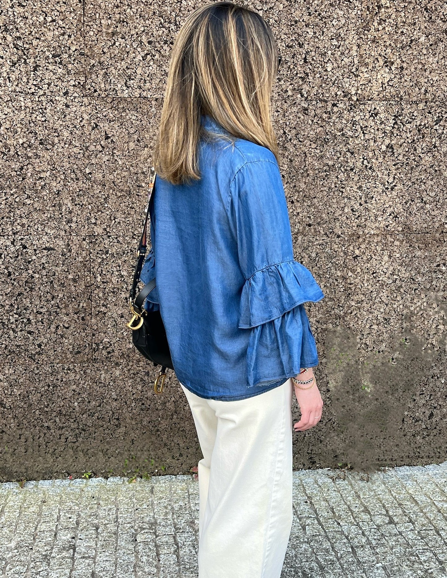 Isabel shirt with ruffled sleeves