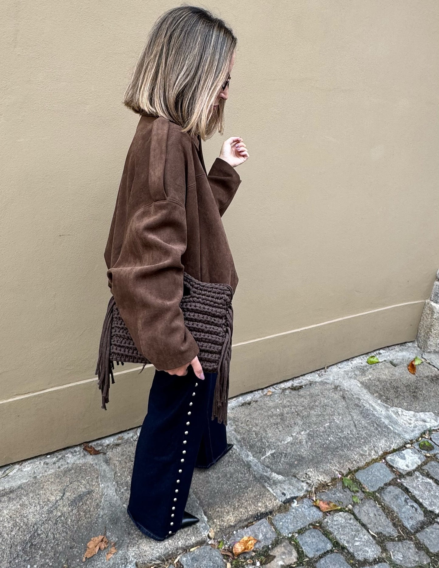 Suede Bomber em castanho chocolate