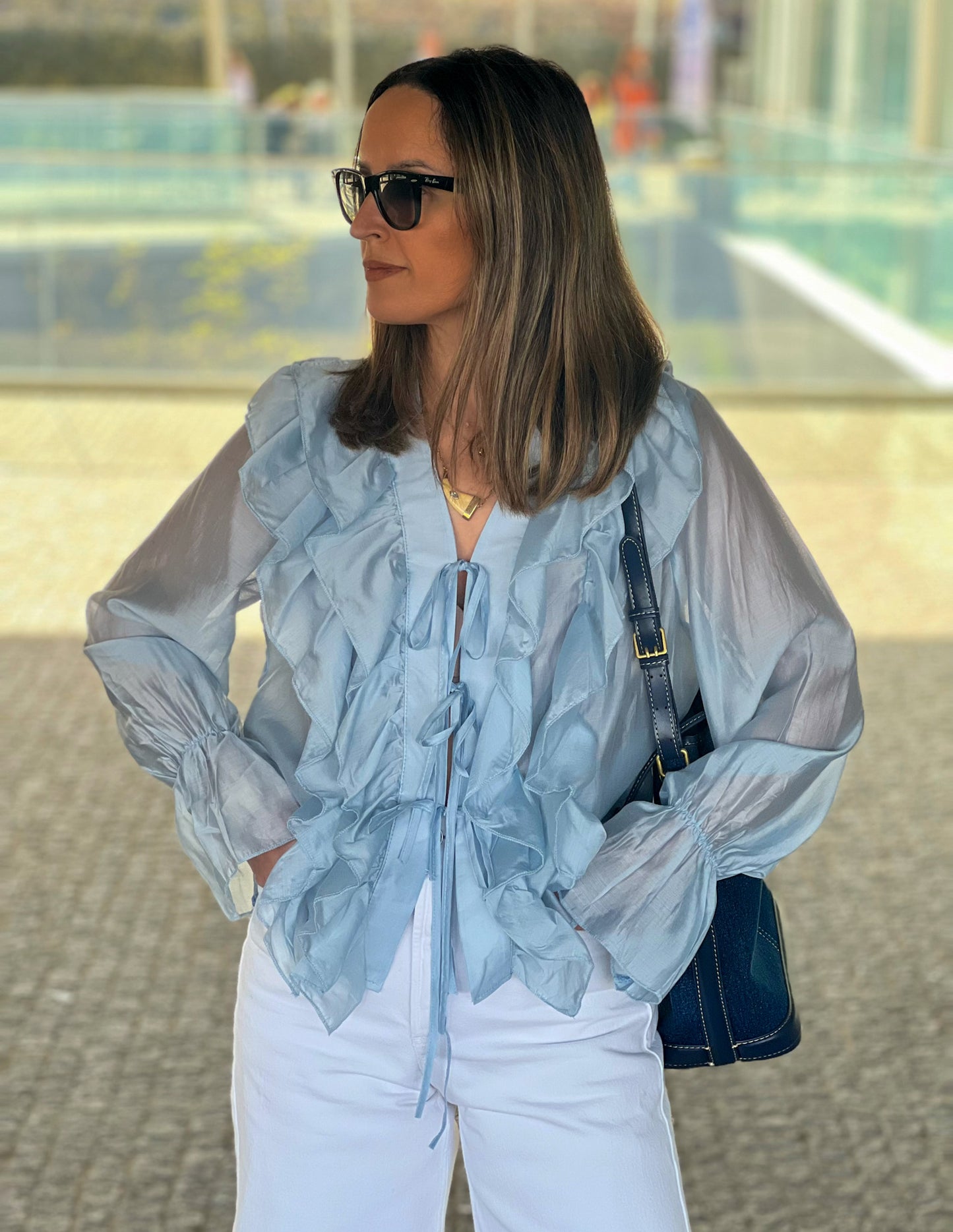Maria blouse in light blue