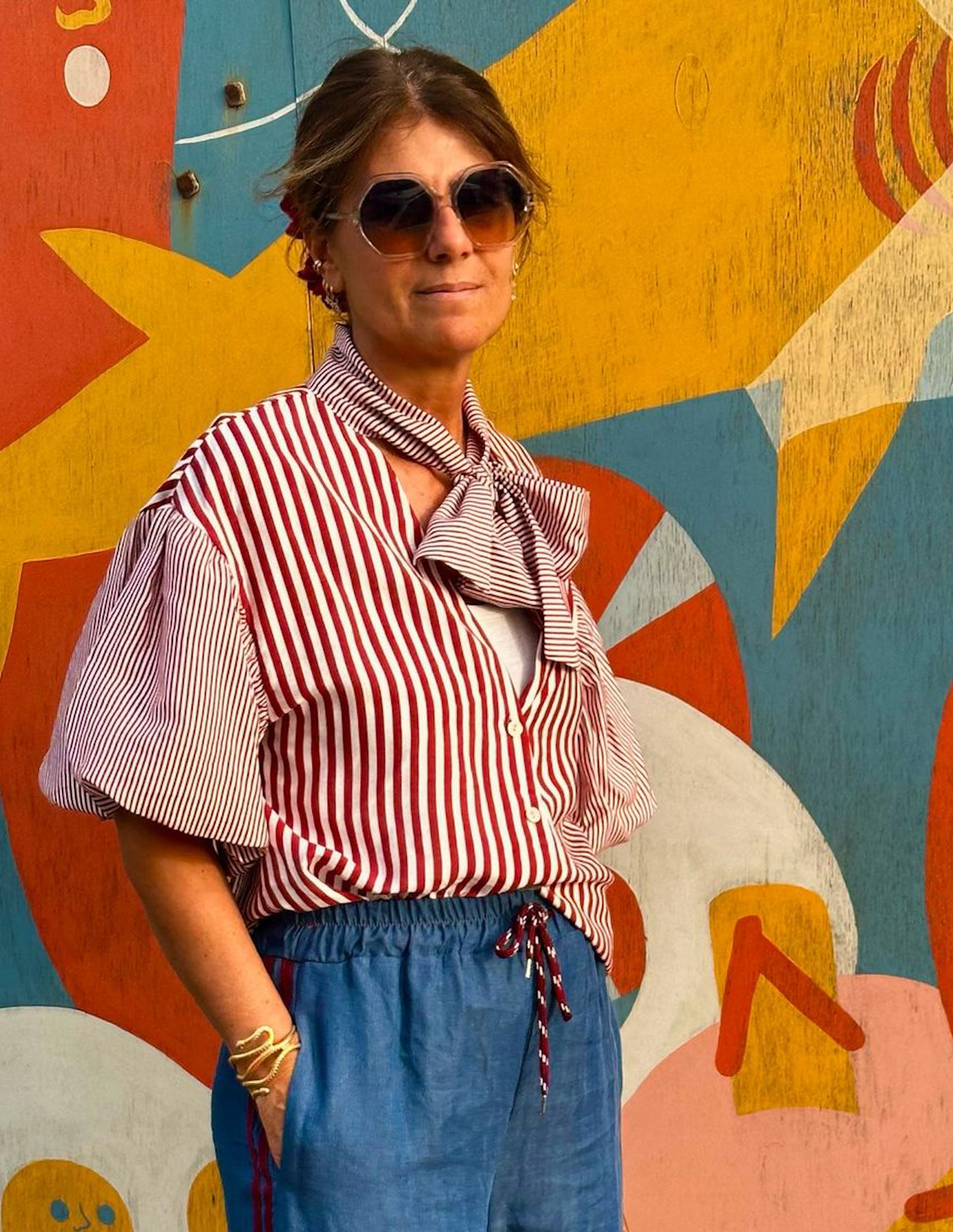 Teresa Red blouse with balloon sleeves