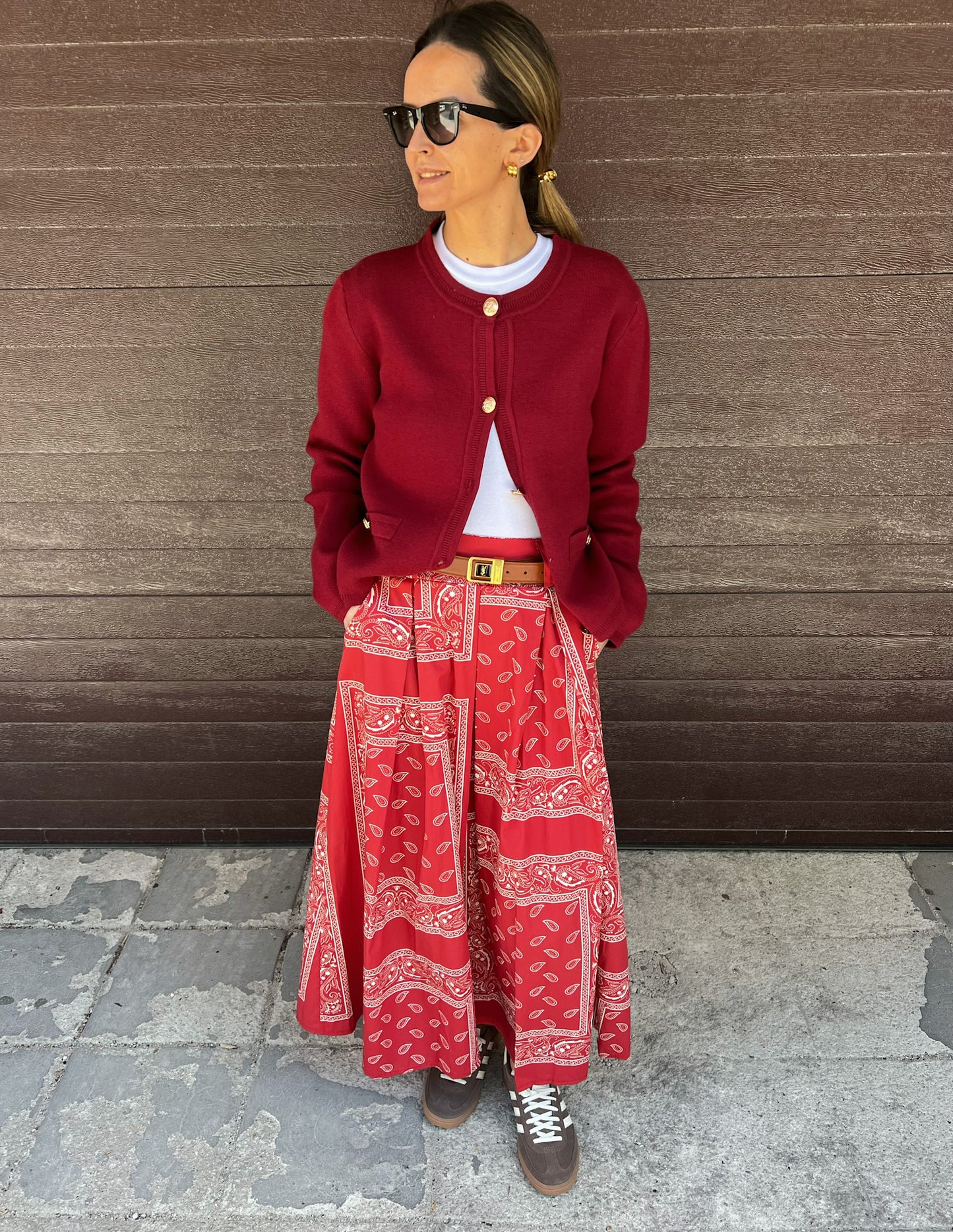Paisley skirt in red