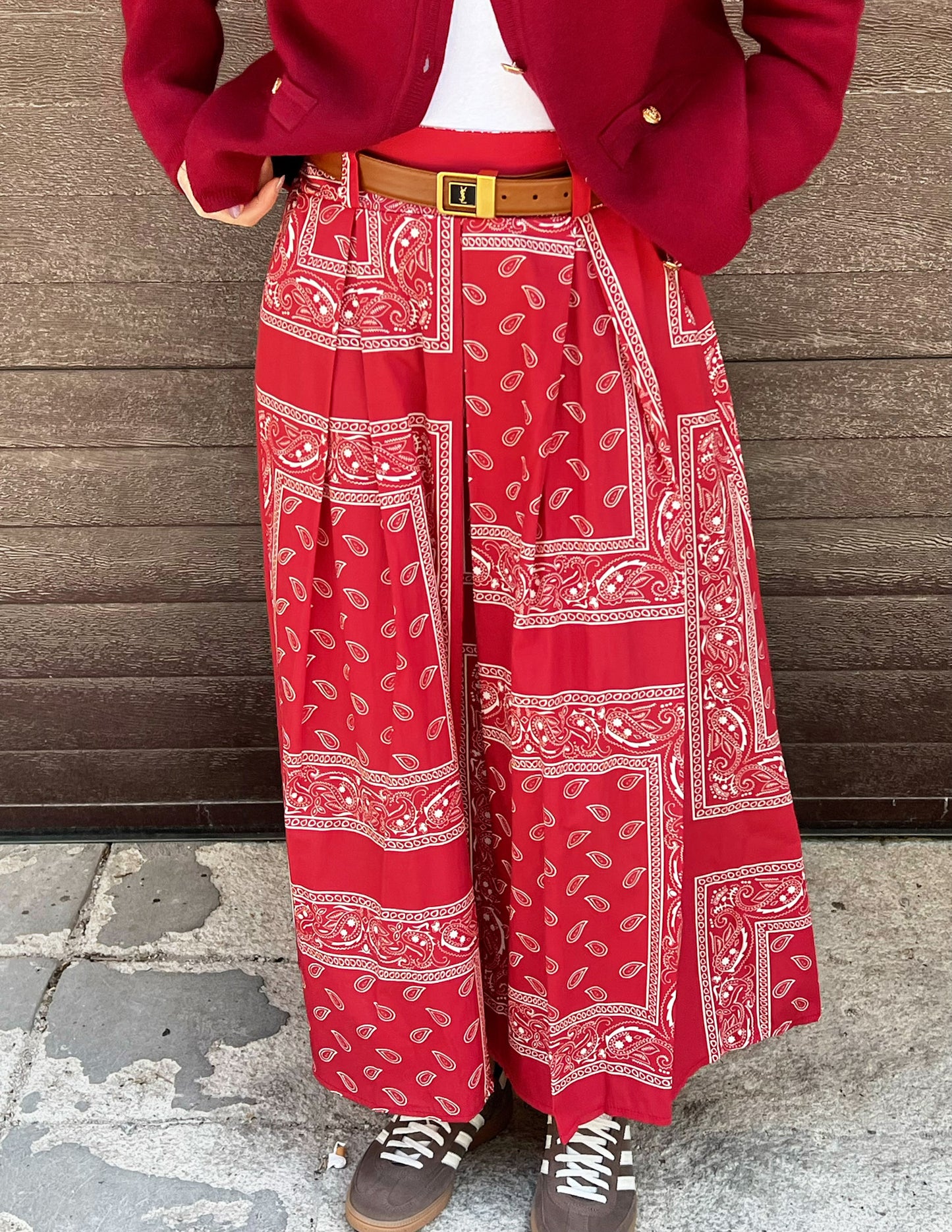 Paisley skirt in red