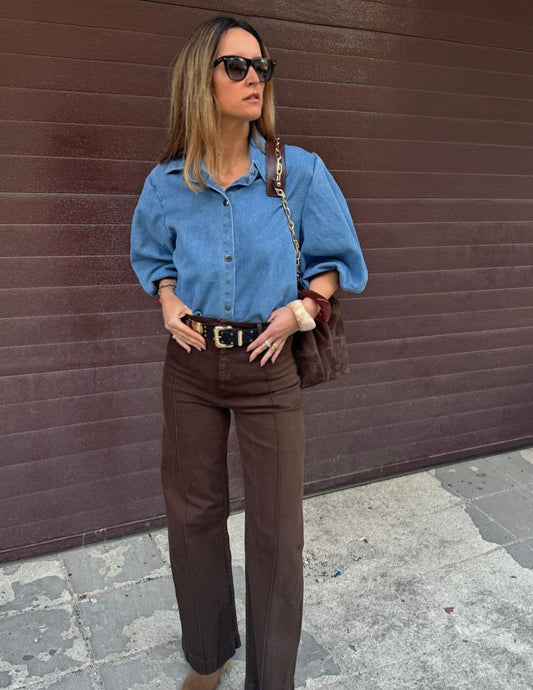 Light denim shirt with balloon sleeve