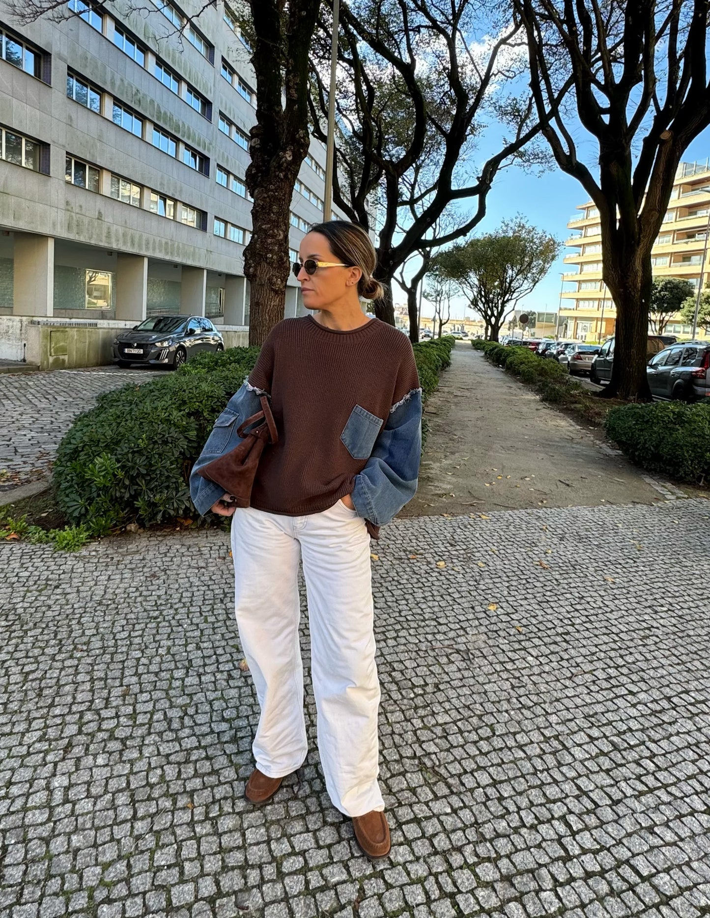 Denim and knit sweater in brown