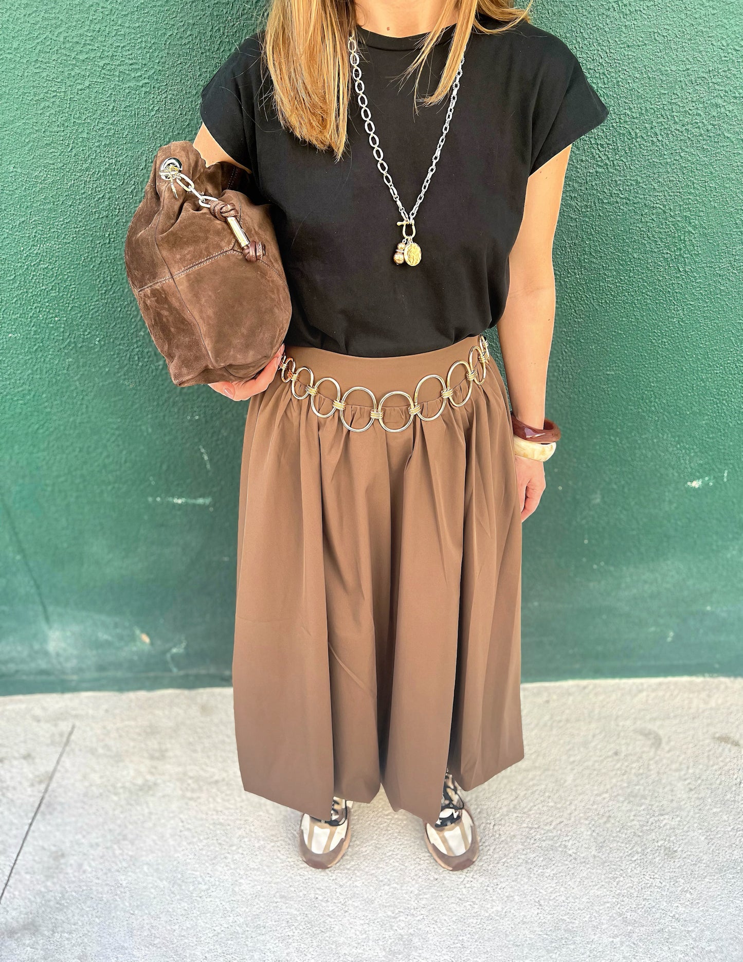 Balloon skirt in chocolate brown