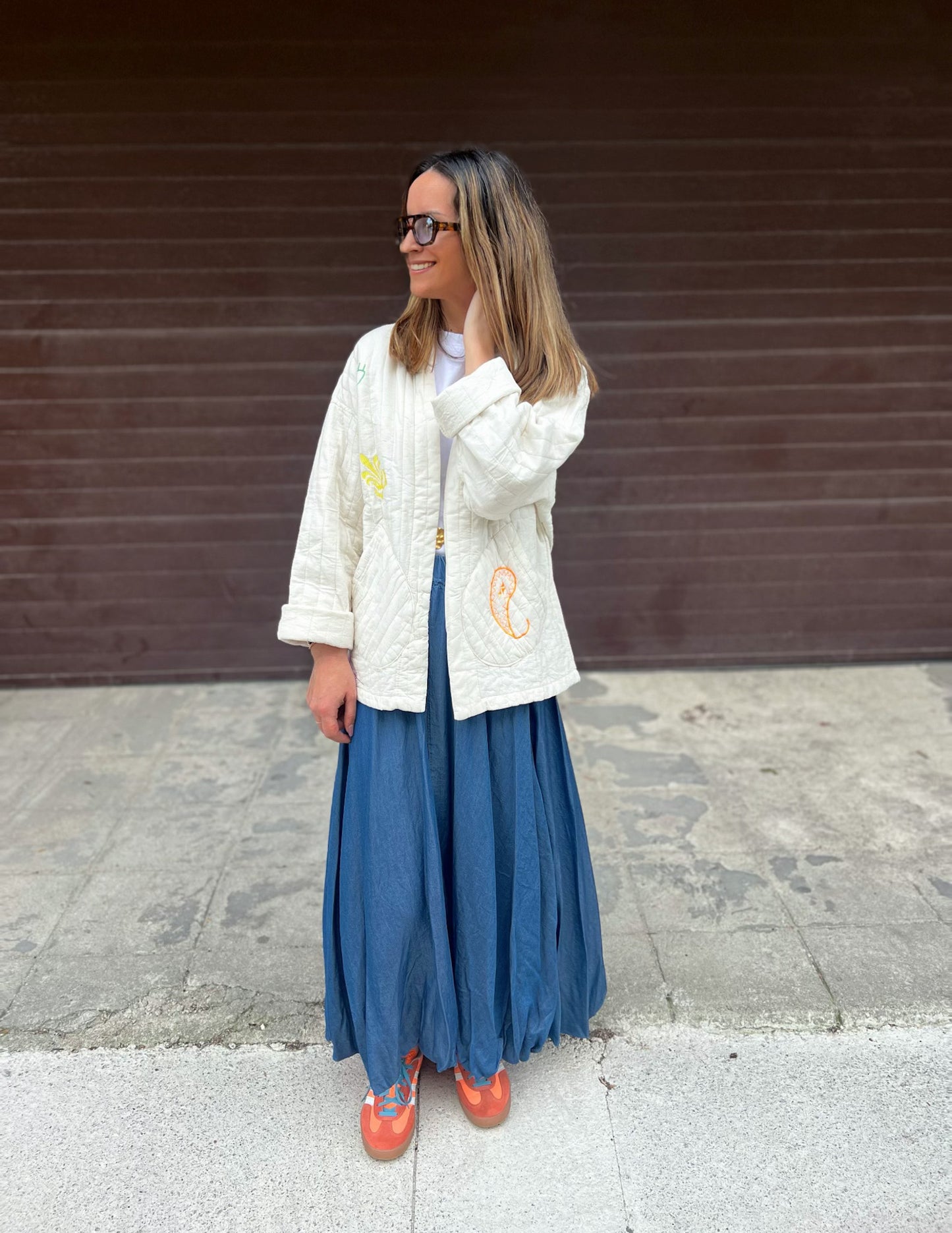 Kimono bordado em branco