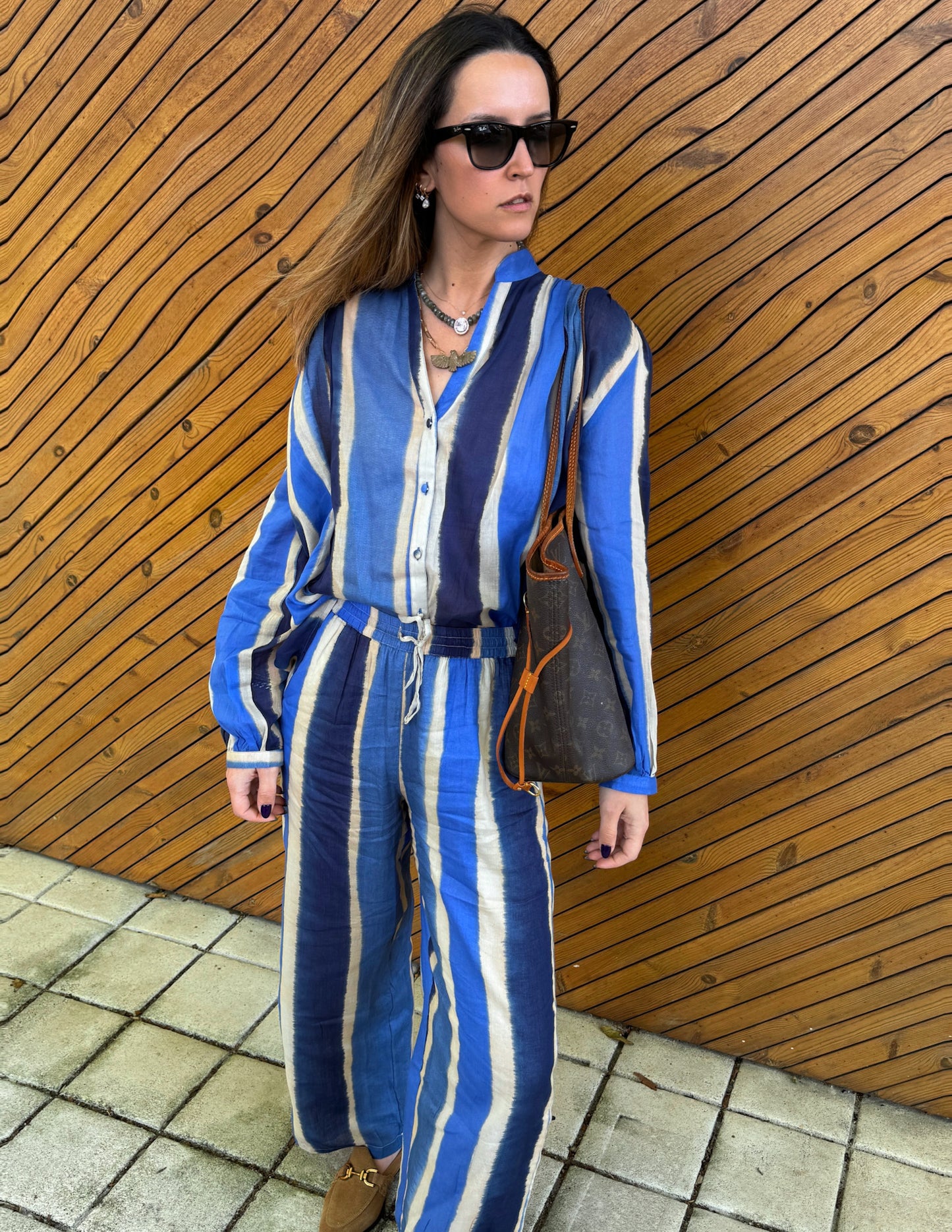 Conjunto padrão listado azul