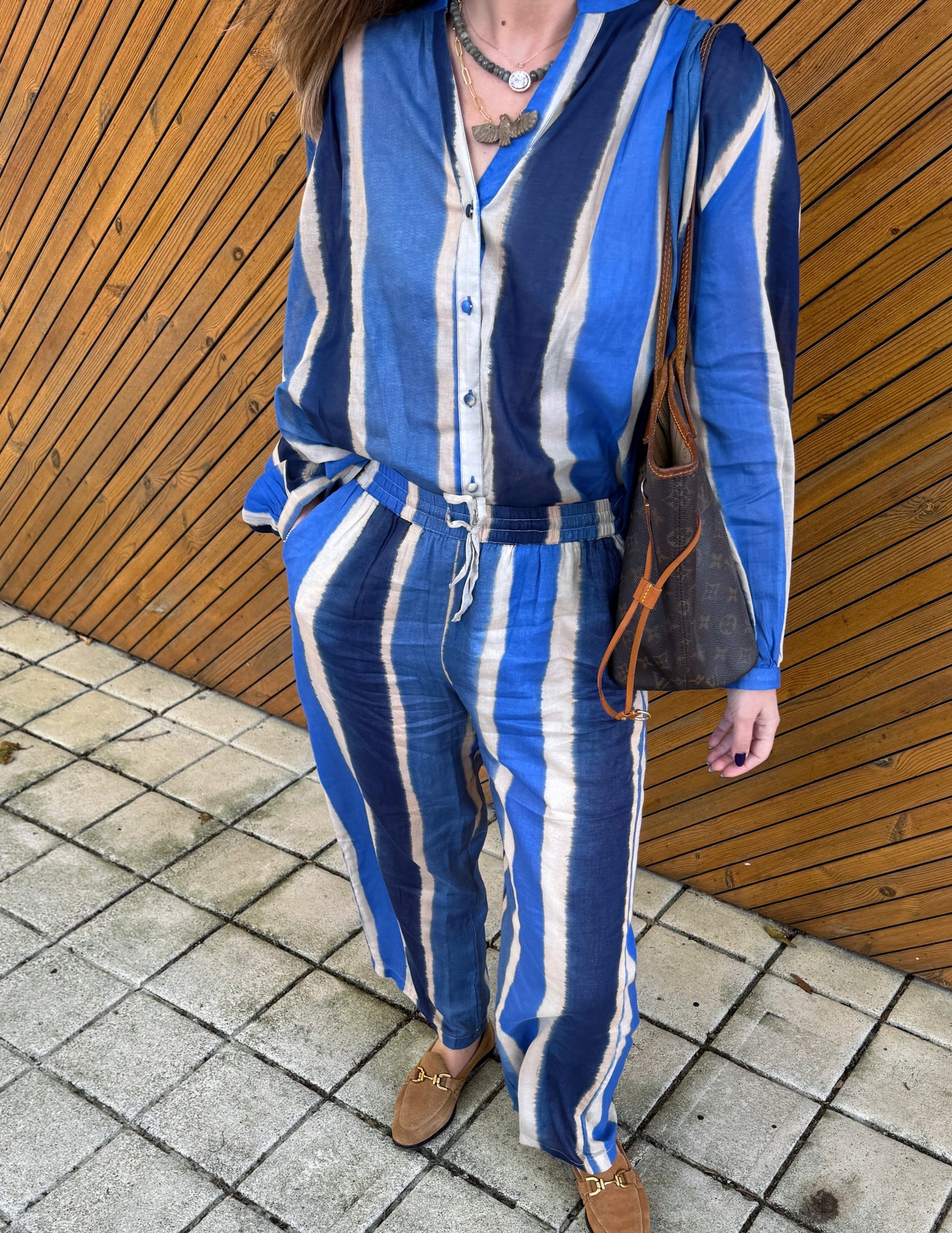 Conjunto padrão listado azul