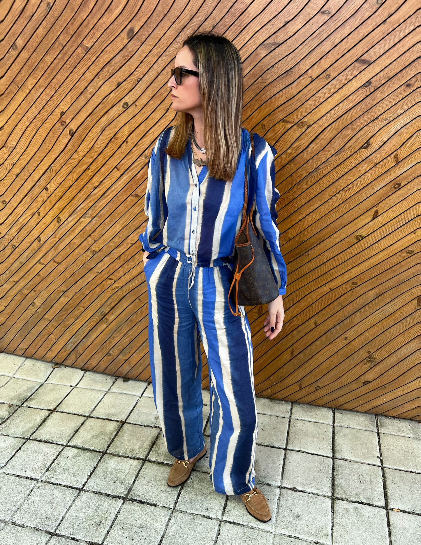 Conjunto padrão listado azul