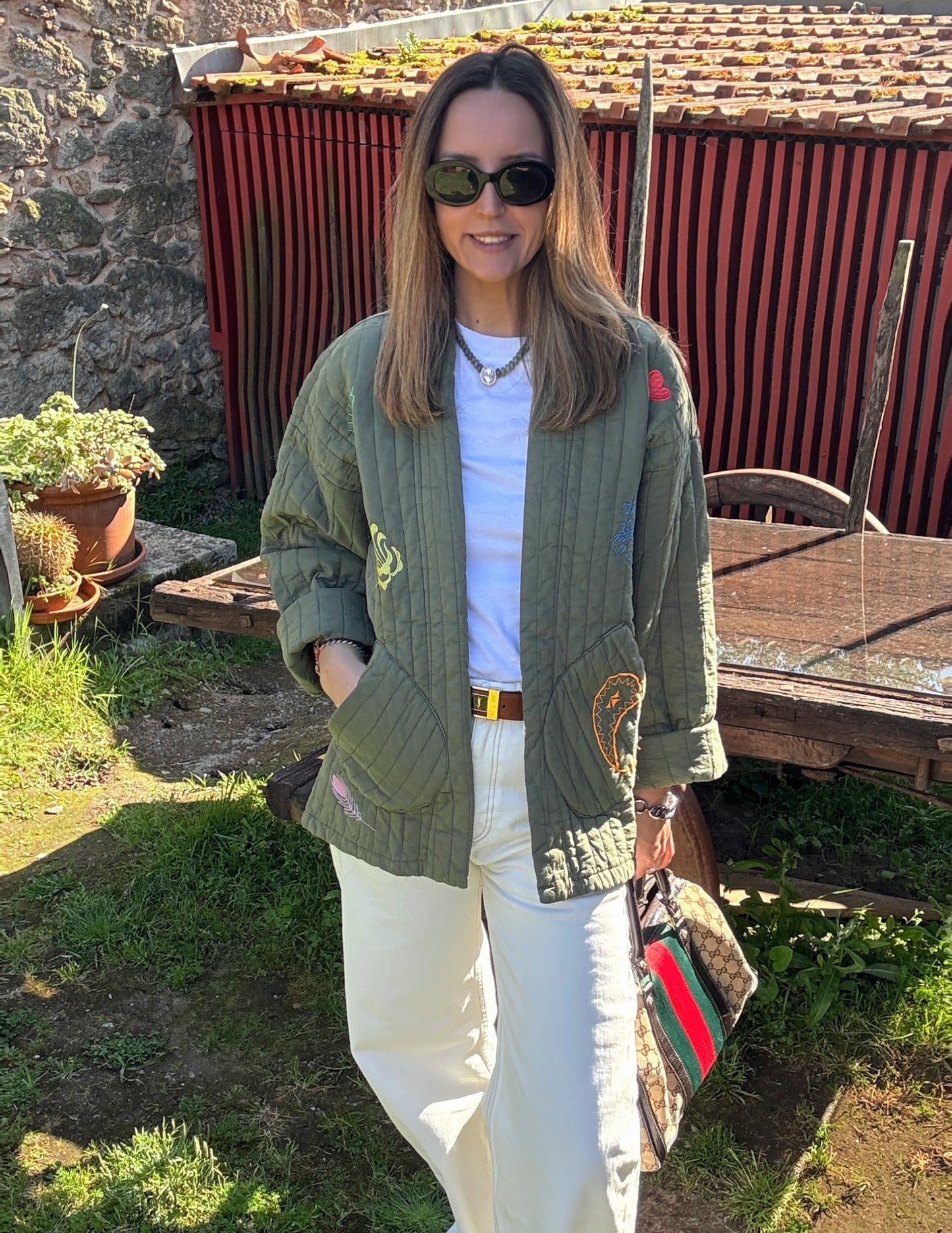 Embroidered kimono in kaki