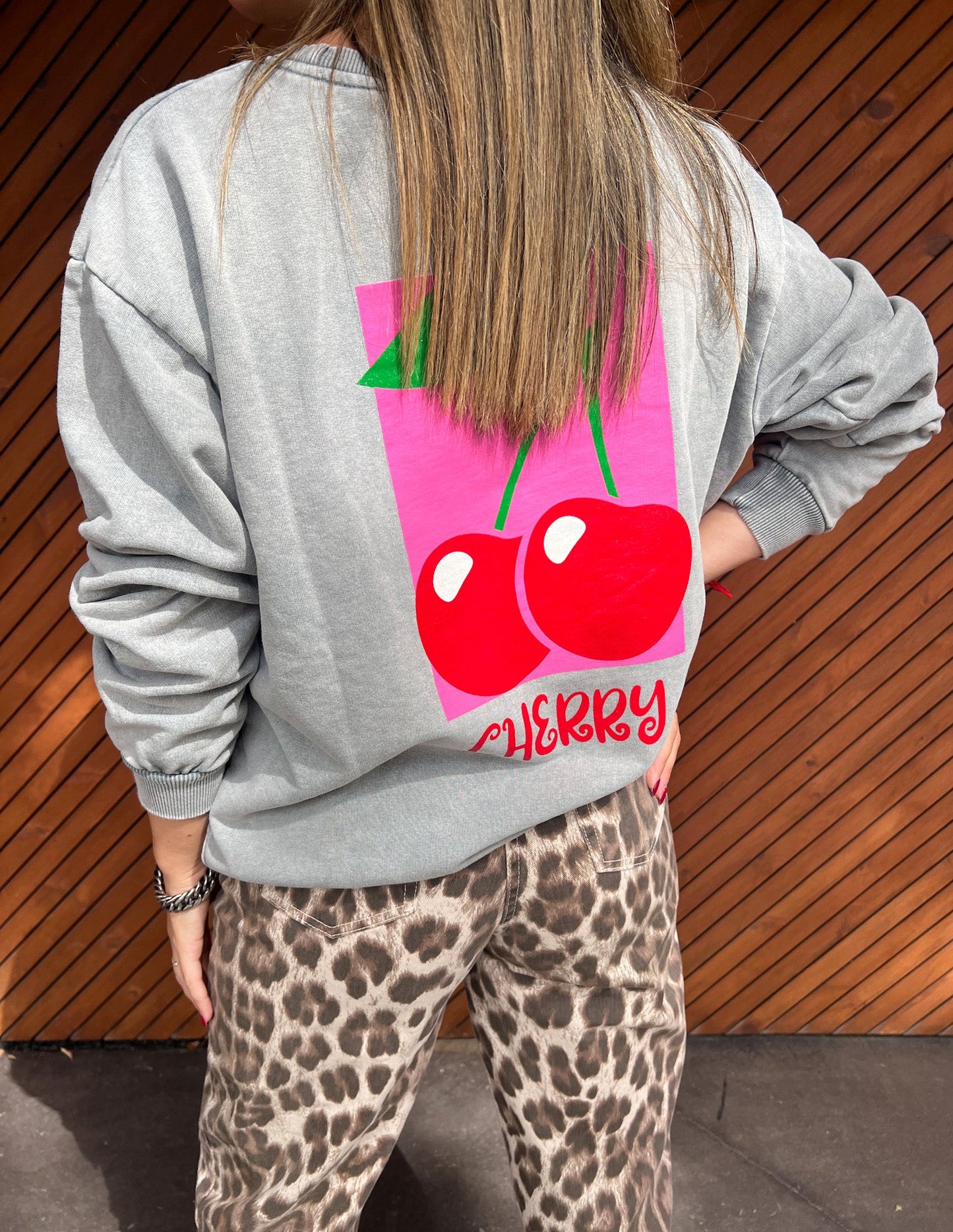 Cherry sweat JOY