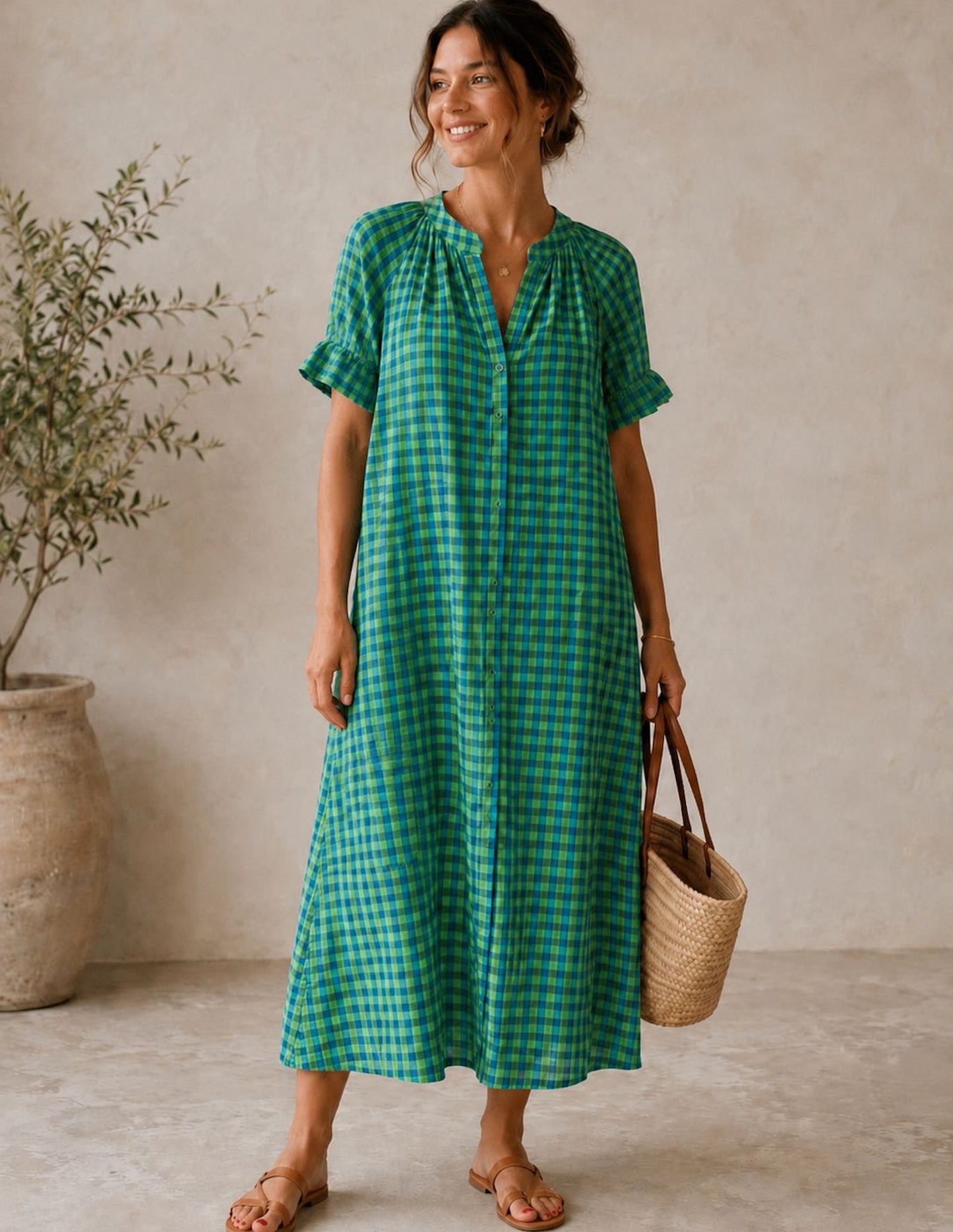 Vestido camiseiro em verde e azul