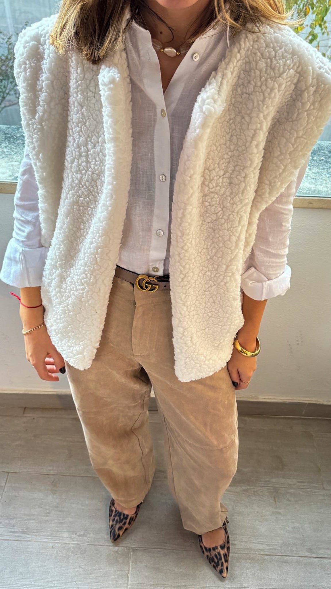 Ecru fur vest JOY