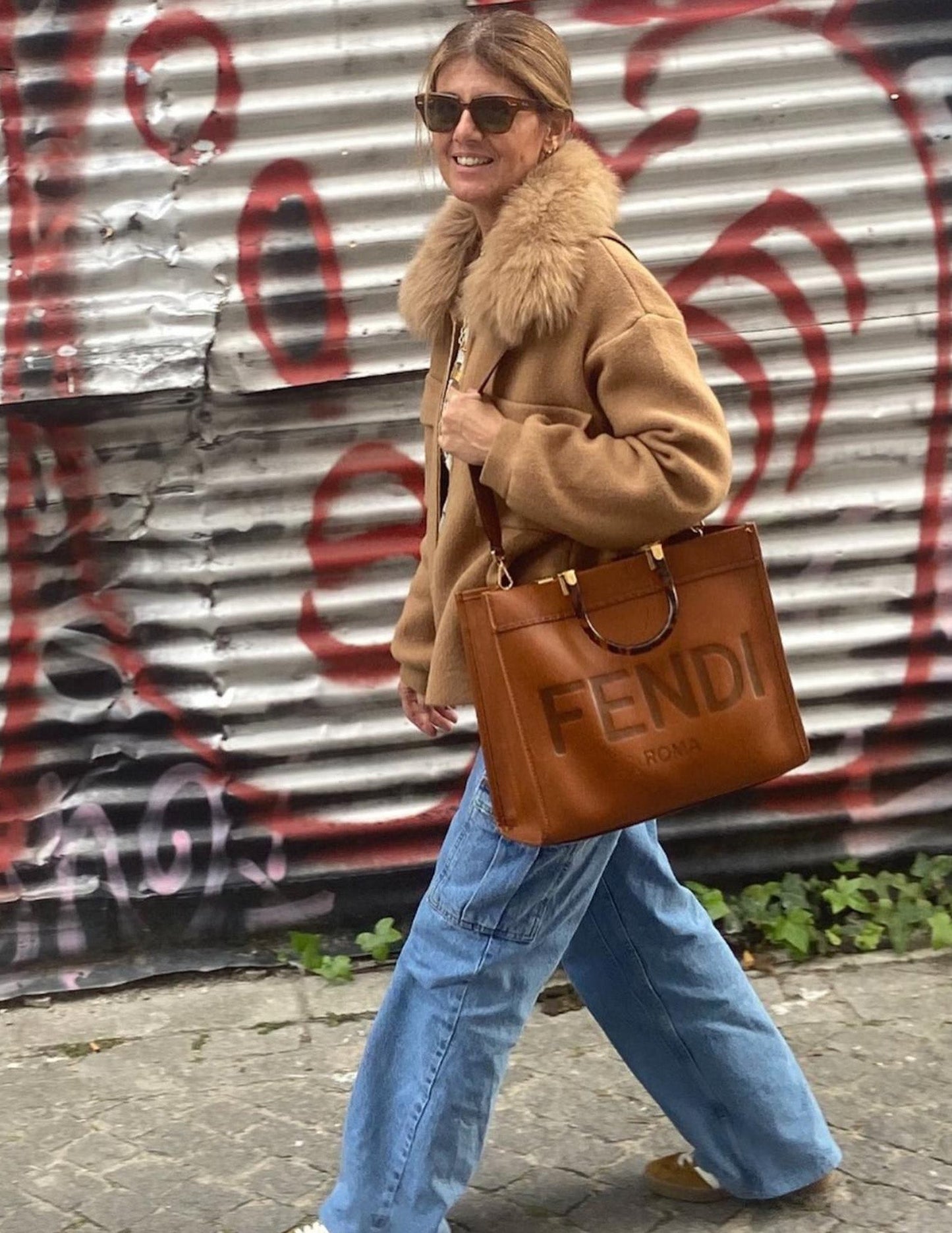 Camel jacket with fur collar - PREORDER JOY