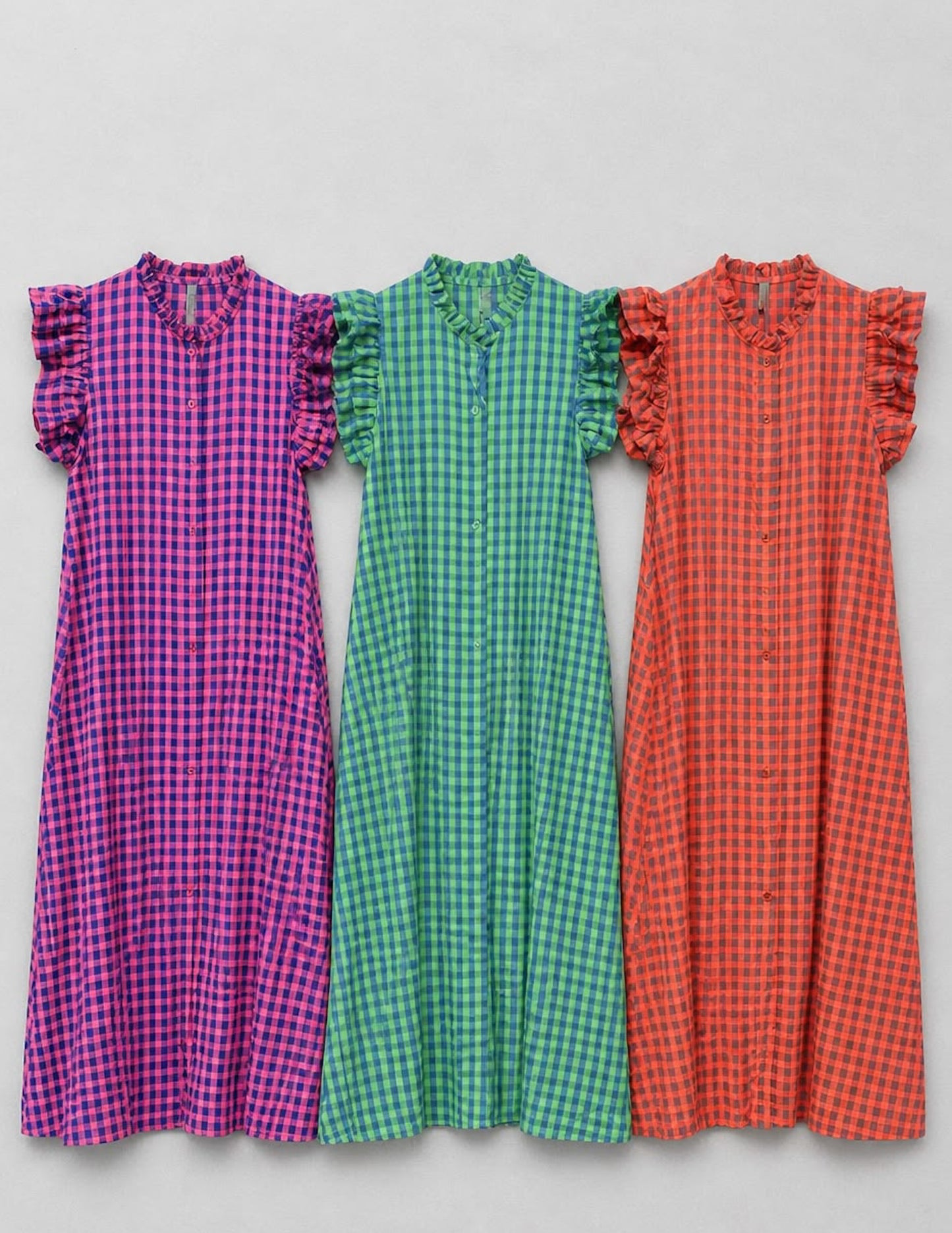 Vestido camiseiro com folho