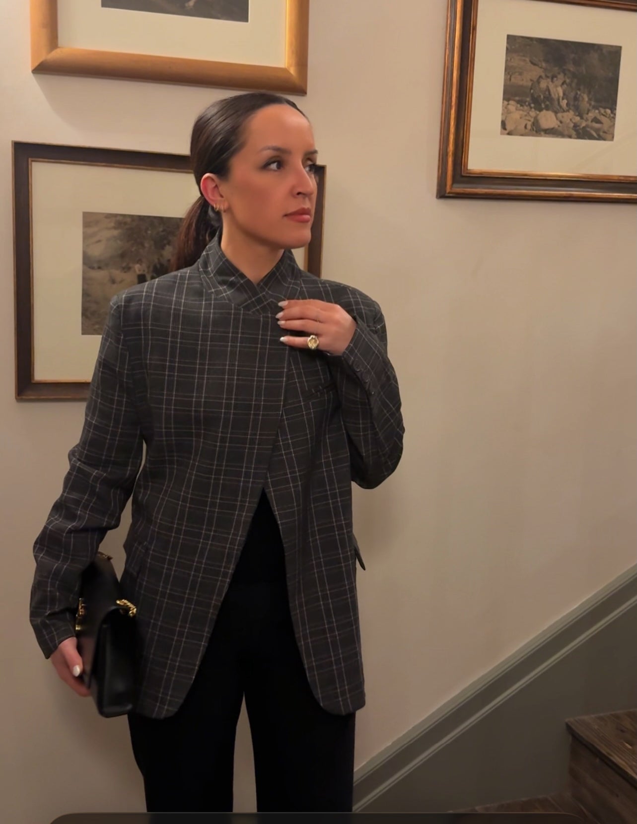 Asymmetrical blazer in grey plaid