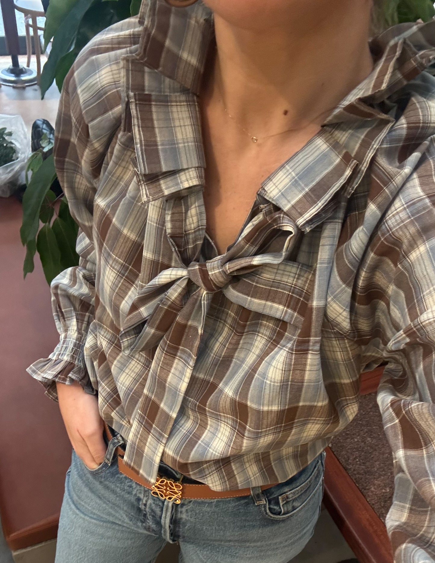 Tartan shirt with bow