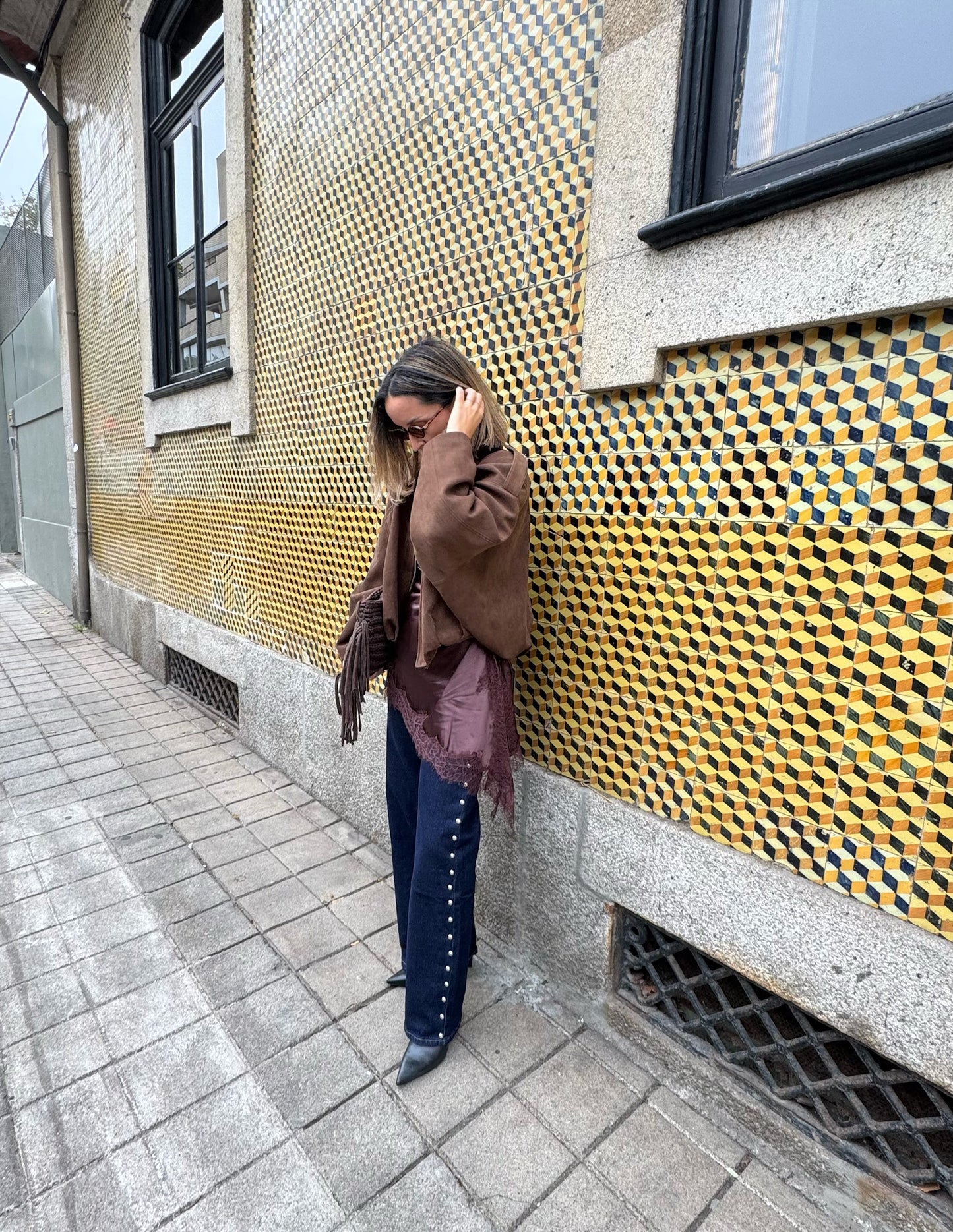 Suede Bomber em castanho chocolate