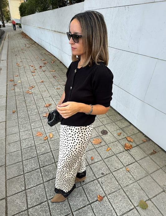 Saia polka dot bege com renda
