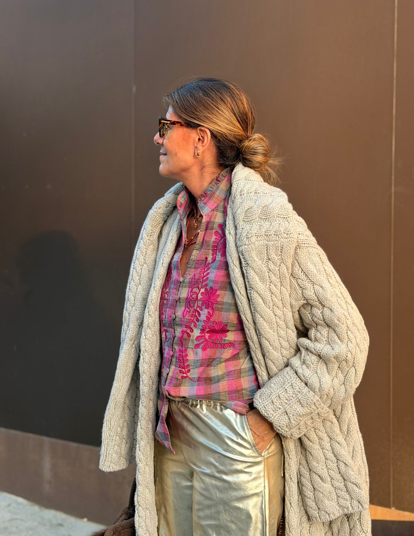Blusa tartan com bordado