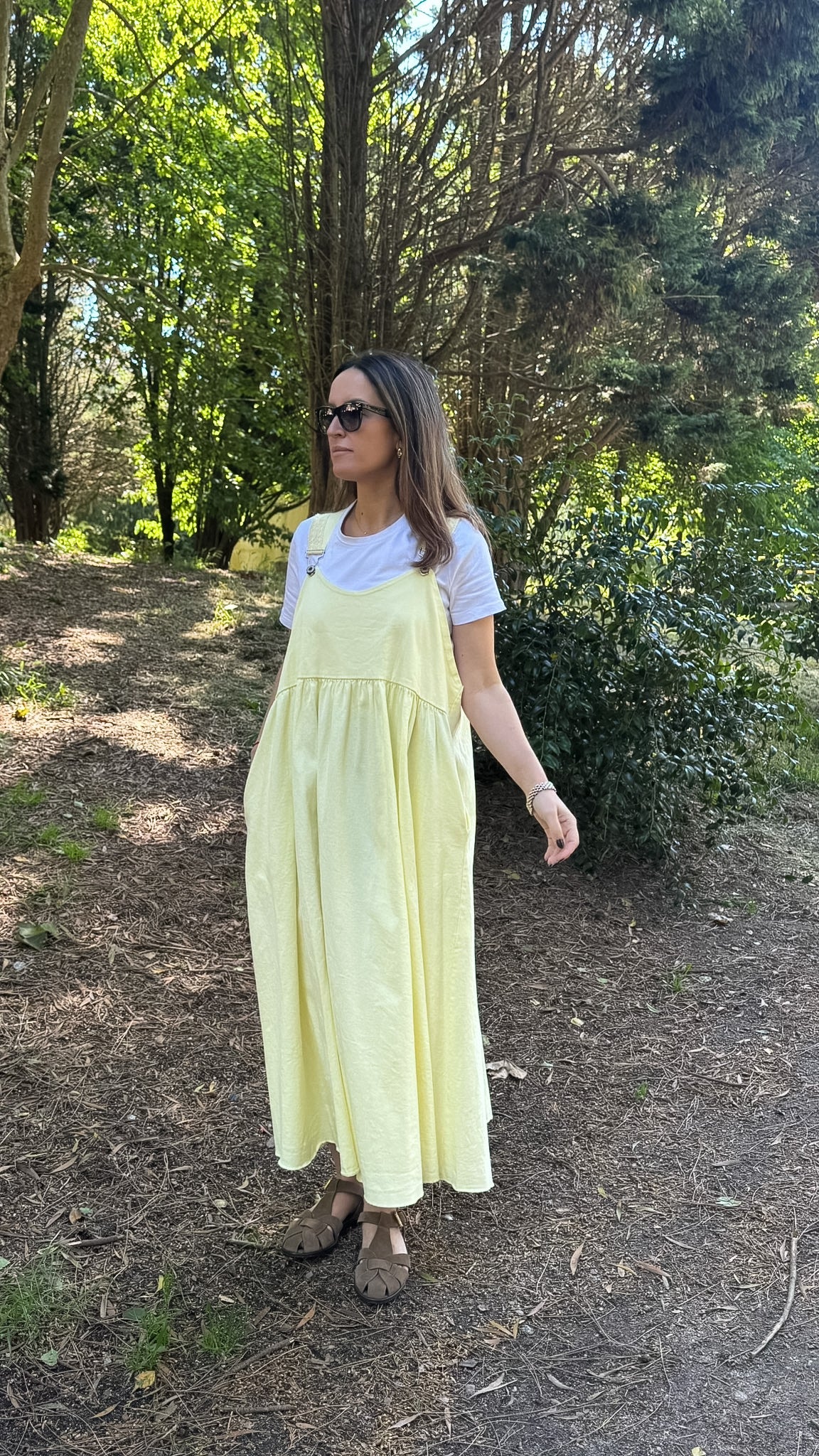Vestido jardineira