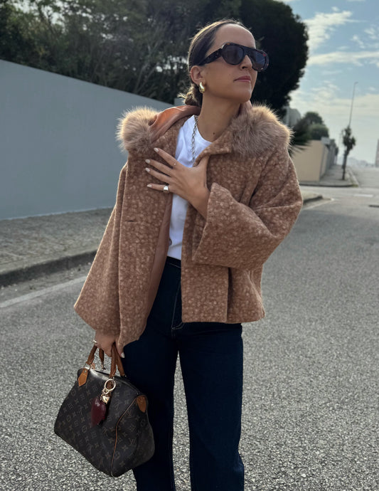 Casaco camel com pelo