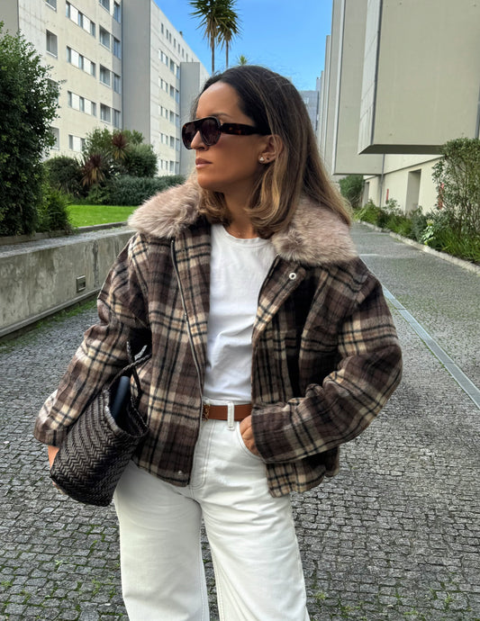 Squared fur collar jacket