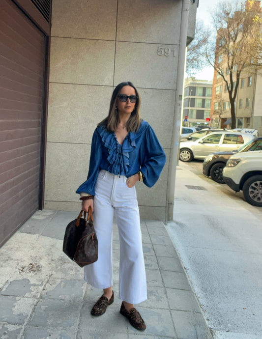 Lucía denim blouse