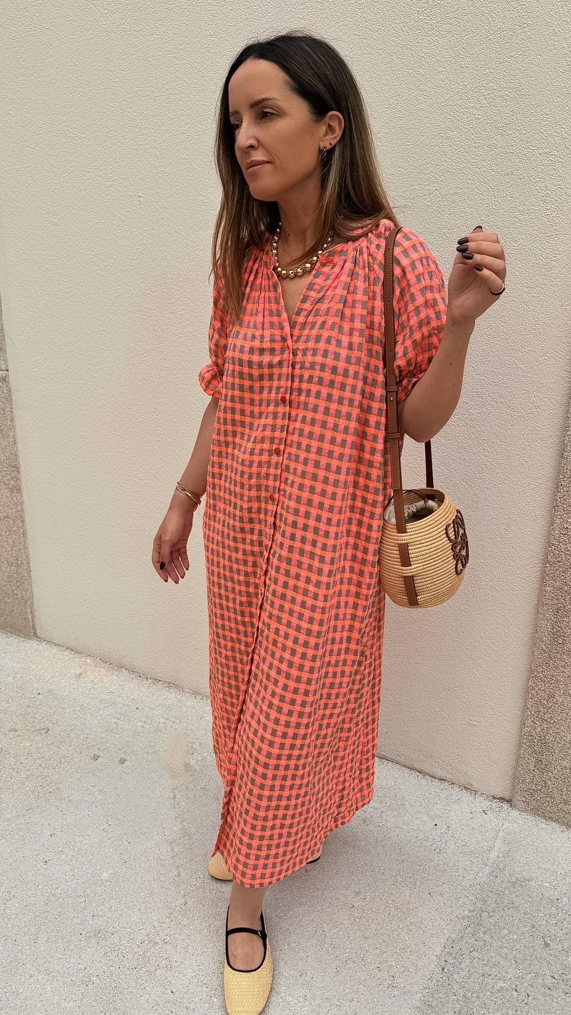 Vestido camiseiro em laranja