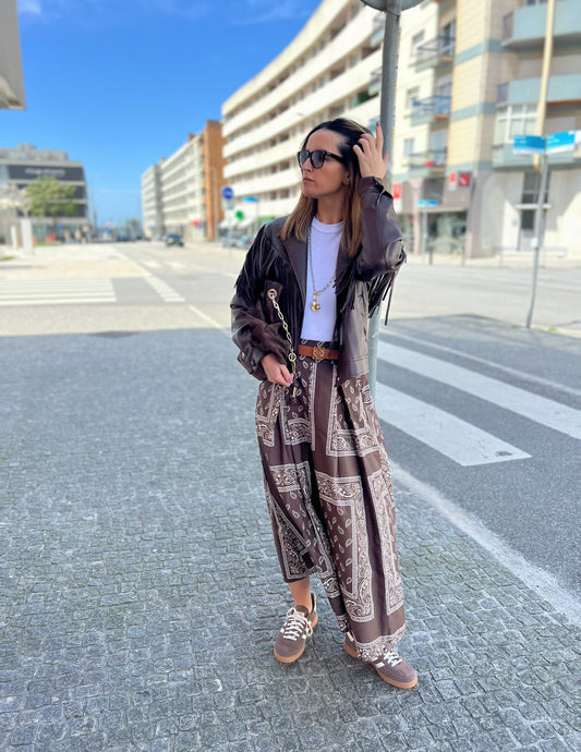 Paisley skirt in brown