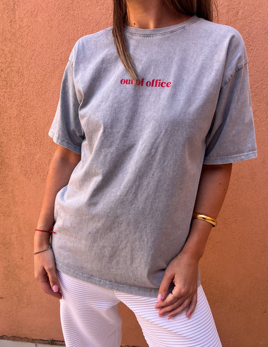 T-shirt OUT OF OFFICE JOY