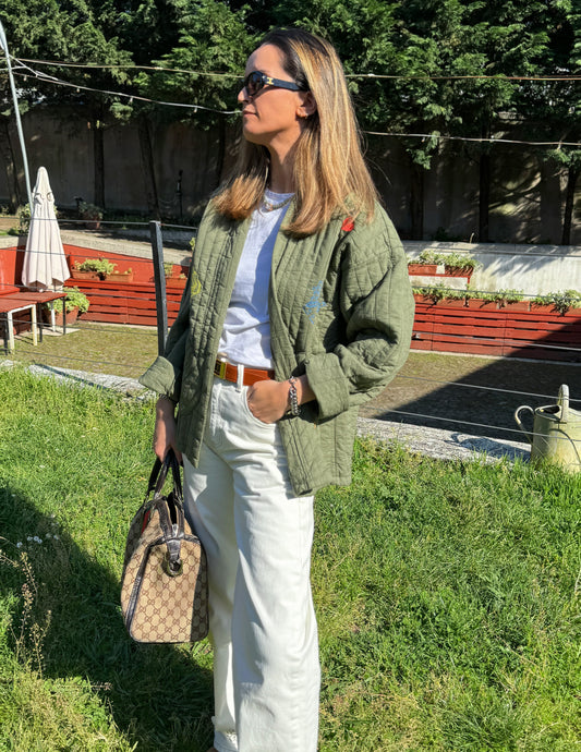 Embroidered kimono in kaki
