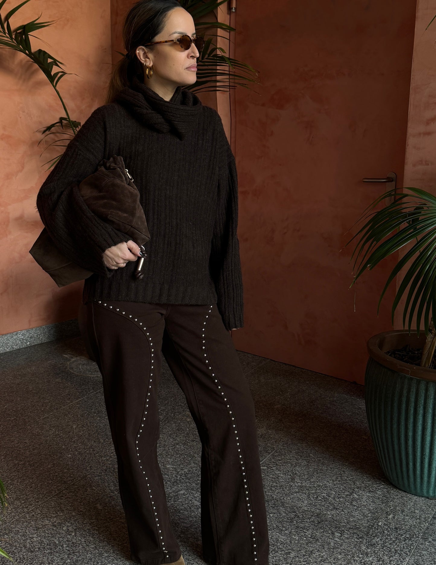 Studded trousers in brown