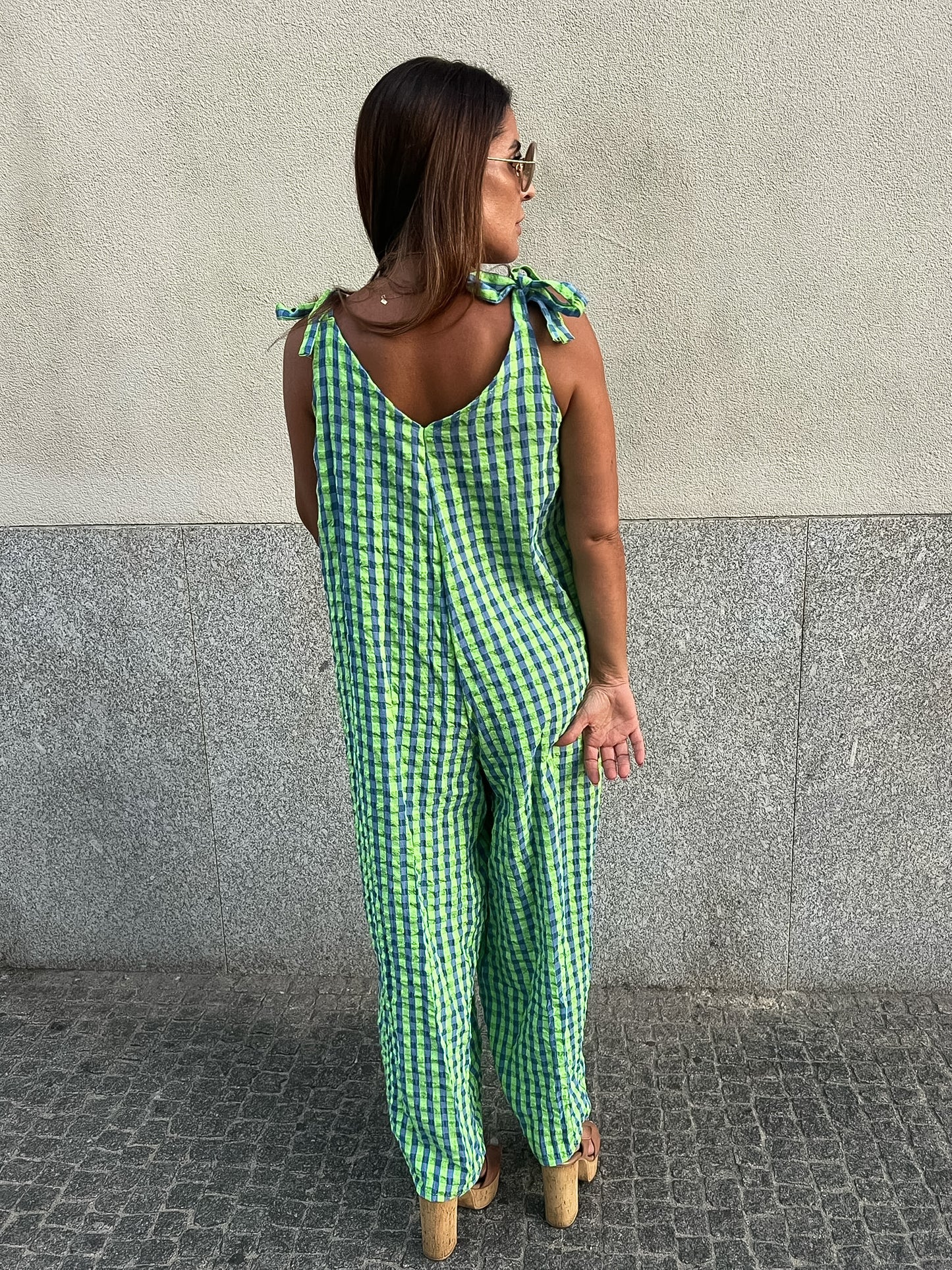 Macacão vichy neon