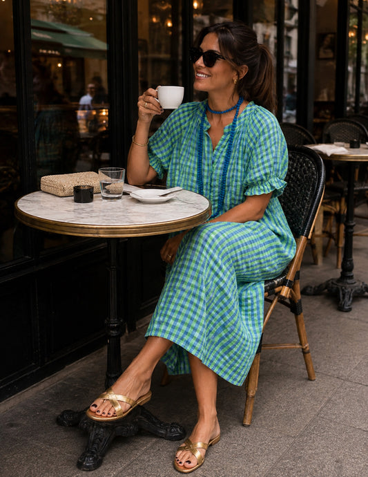 Vestido camiseiro em verde e azul