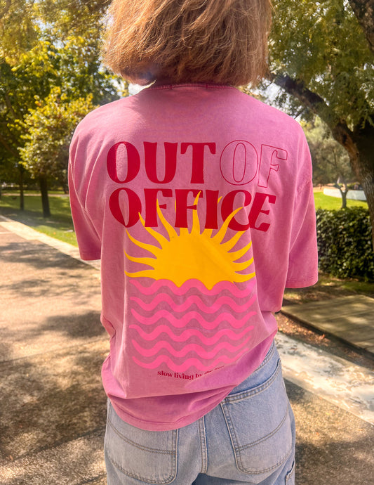 T-shirt OUT OF OFFICE JOY