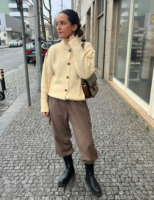 Cardigan in light yellow