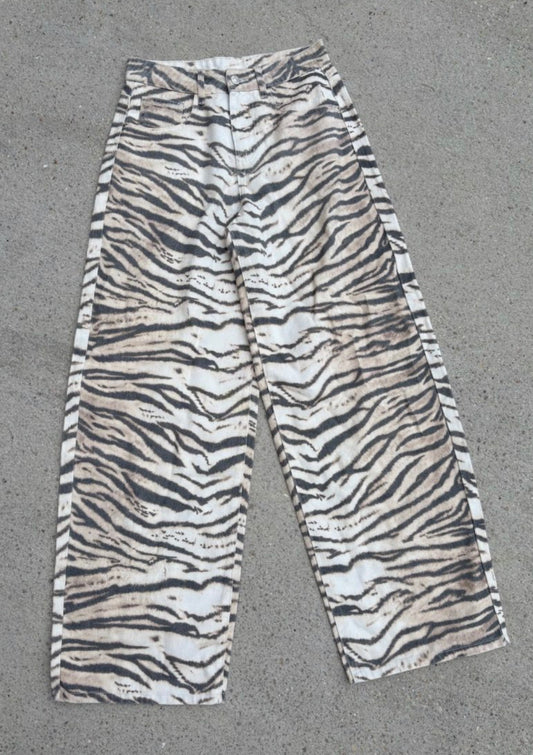 Zebra baggy jeans - envios a partir de 5/10