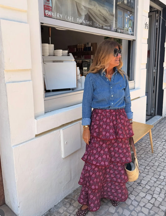 Saia folhos com flores  burgundy