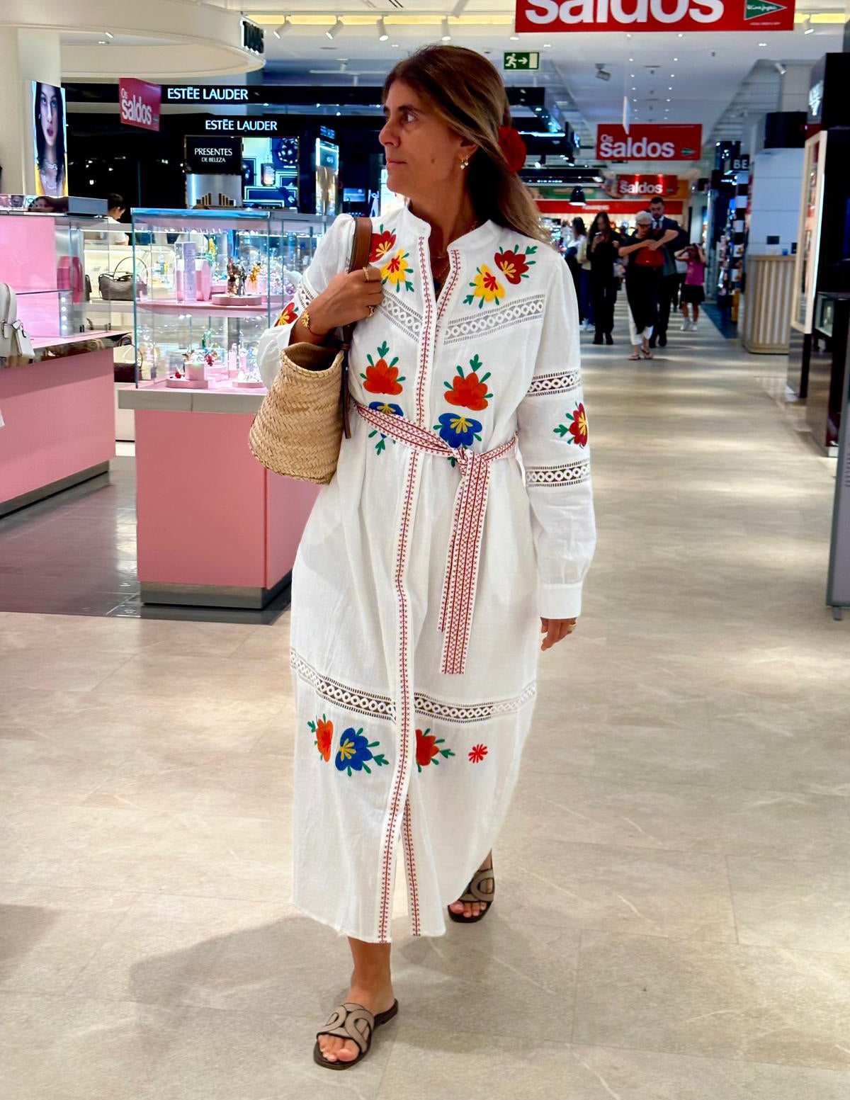 Vestido comprido bordado